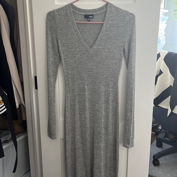 Aritzia Wilfred free heather grey V-neck sweater dress in XXS - Picture 1 of 3